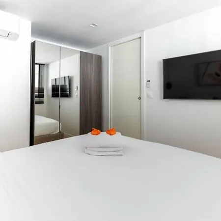 Hsh Invalides-palais Bourbon Luxueux 4p Daire Paris